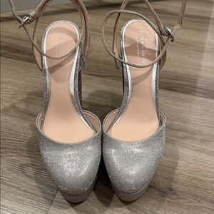 ANTONIO MELANI Silver Glitter Heels size 9.5